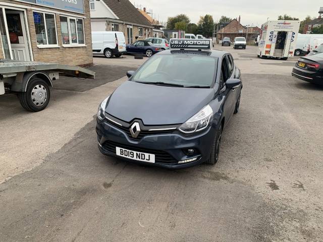Renault Clio 0.9 CLIO ICONIC TCE Hatchback Petrol Grey