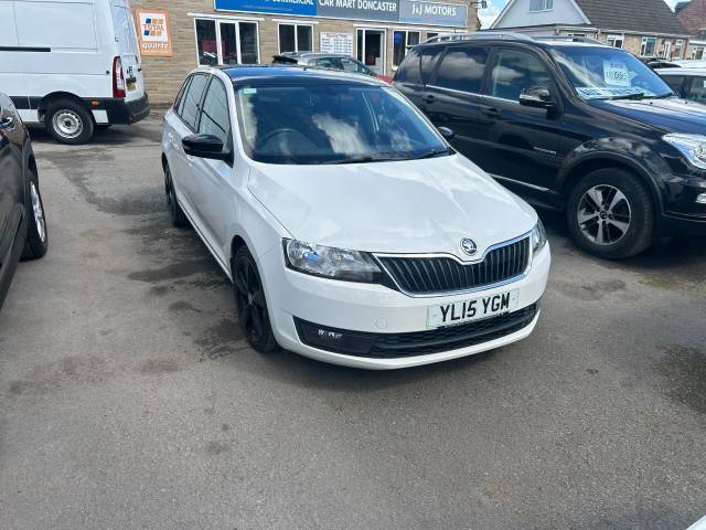Skoda Rapid 1.2 RAPID SPACEBACK SE SPORT TSI Hatchback Petrol White