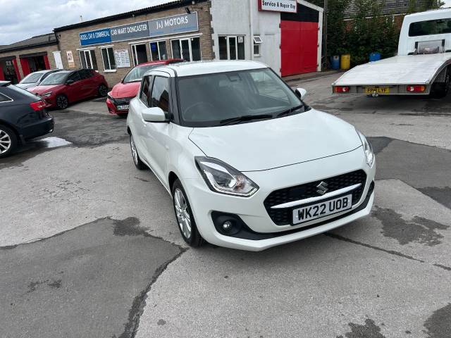 Suzuki Swift 1.2 SWIFT SZ-T DUALJET MHEV Hatchback Hybrid White