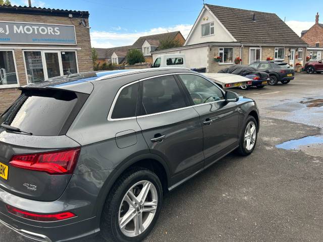 2019 Audi Q5 2.0 Q5 S LINE 40 TDI QUATTRO S-A